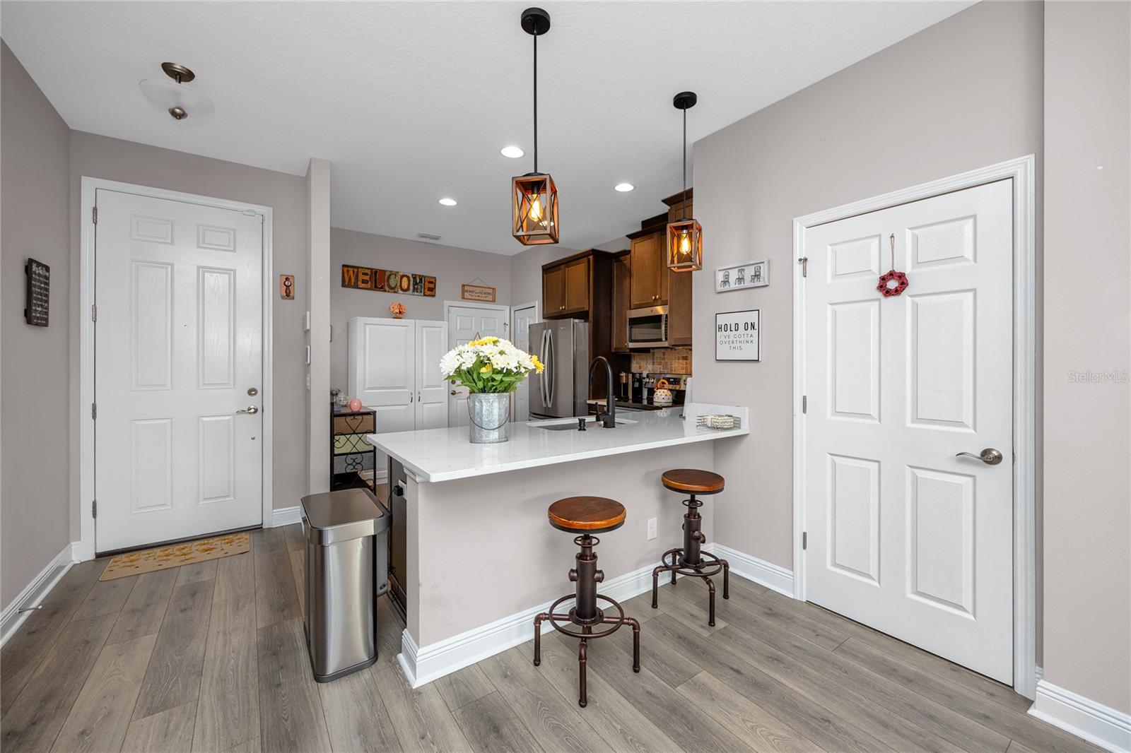 TOWNS AT BELLEAIR GROVE - Residential