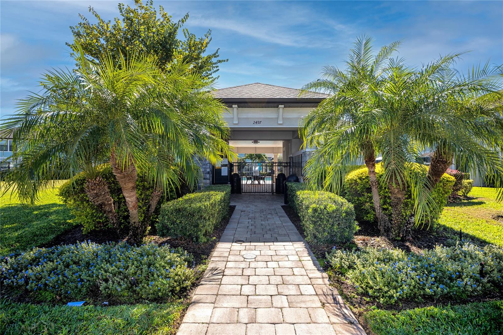 TOWNS AT BELLEAIR GROVE - Residential