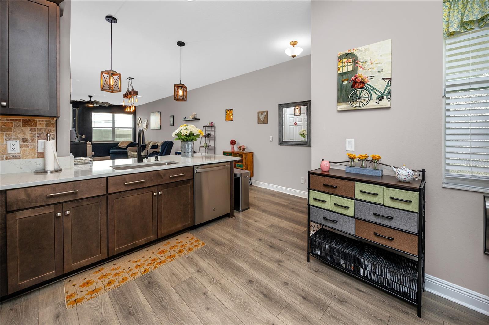 TOWNS AT BELLEAIR GROVE - Residential