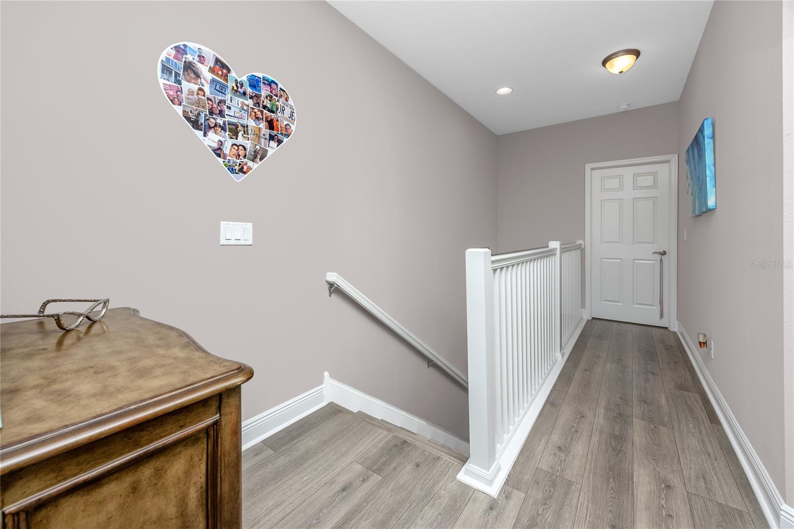 TOWNS AT BELLEAIR GROVE - Residential