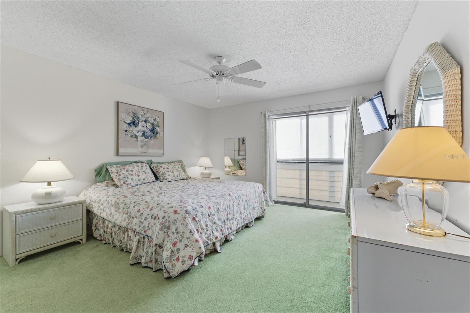 EDGEWATER VILLAGE - Residential