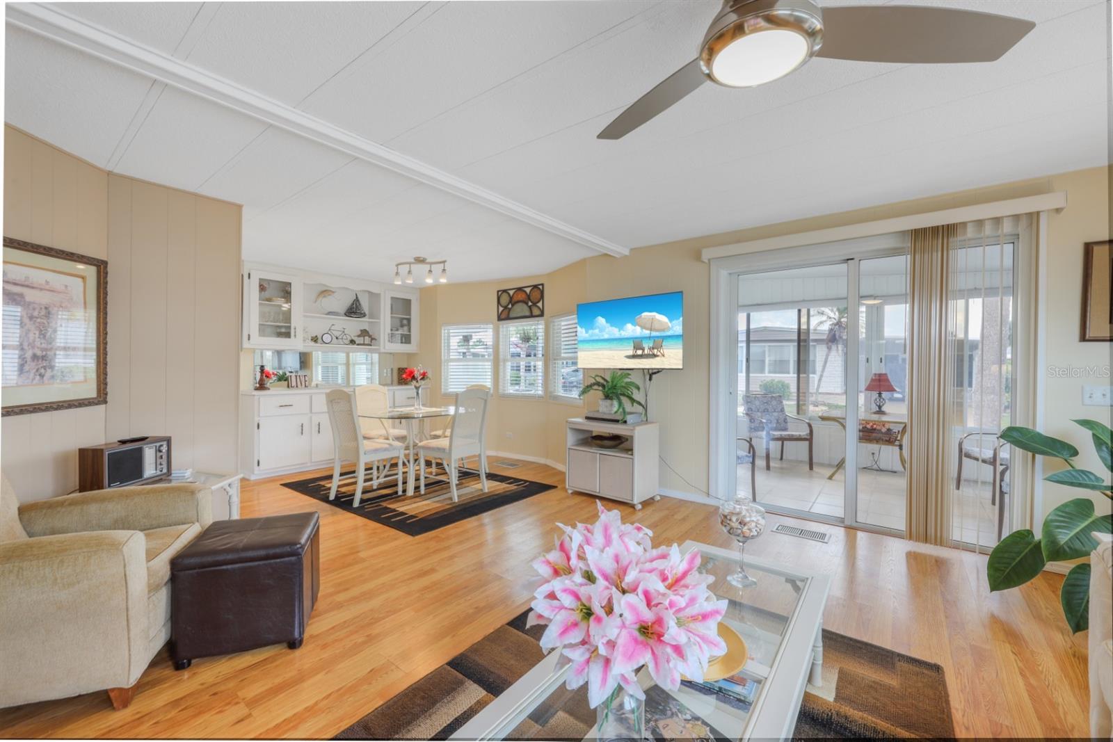 MAPLE LEAF ESTATES - Residential