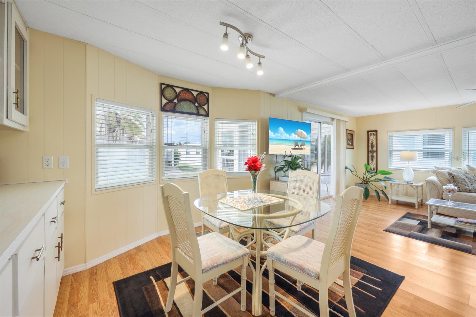 MAPLE LEAF ESTATES - Residential
