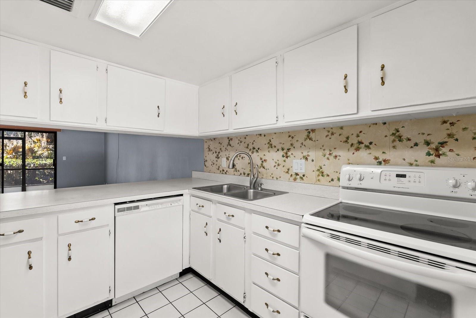 BAY TREE SEC 10 - Residential