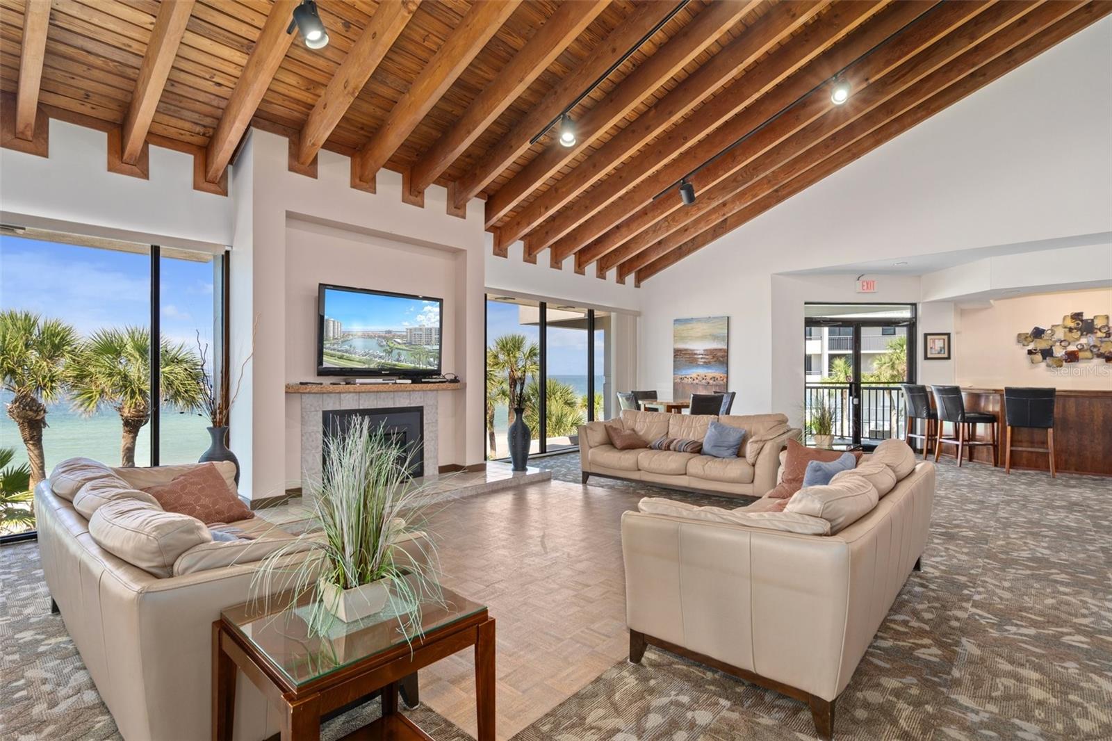 DANS ISLAND ON SAND KEY CONDO - Residential