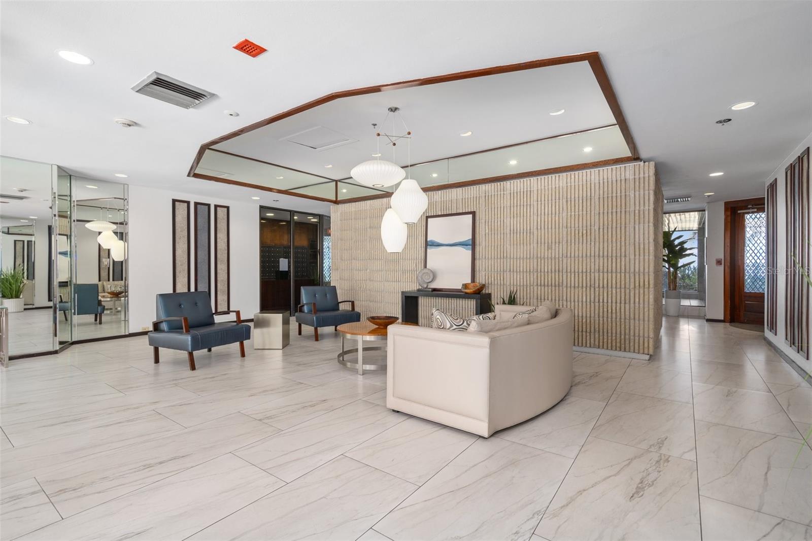 DANS ISLAND ON SAND KEY CONDO - Residential