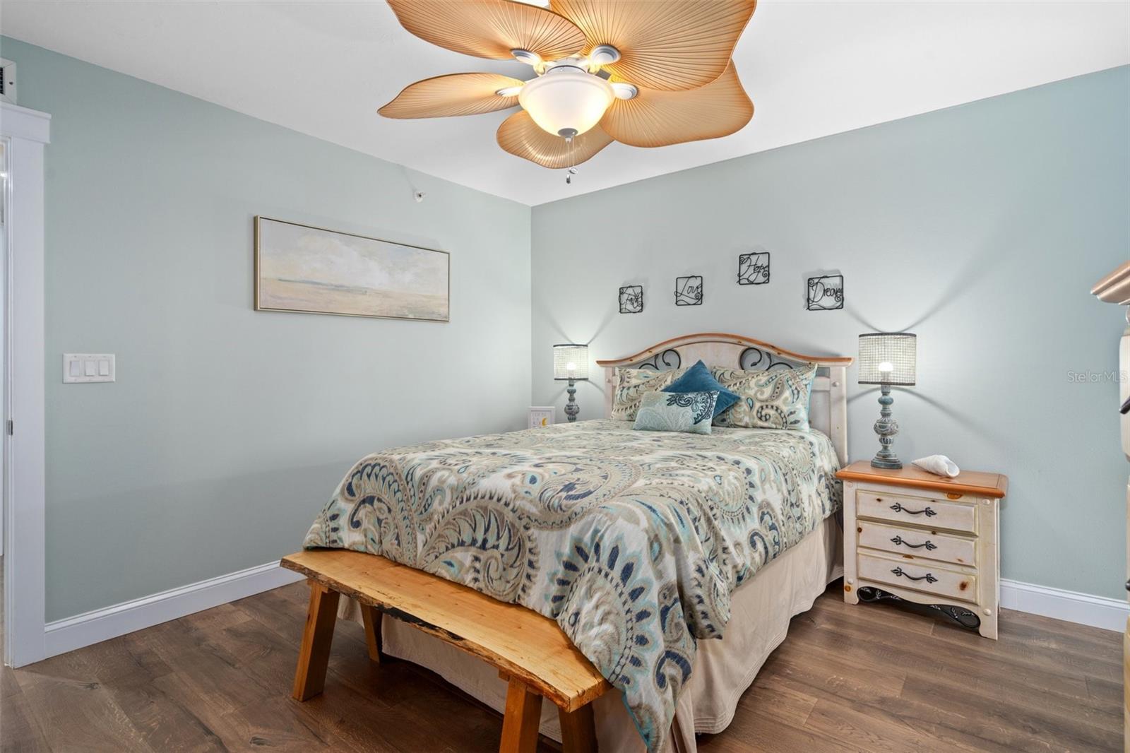 DANS ISLAND ON SAND KEY CONDO - Residential