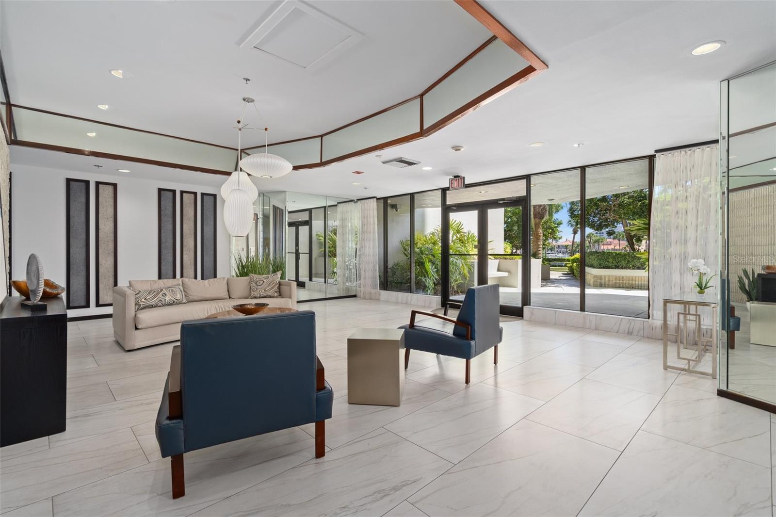 DANS ISLAND ON SAND KEY CONDO - Residential