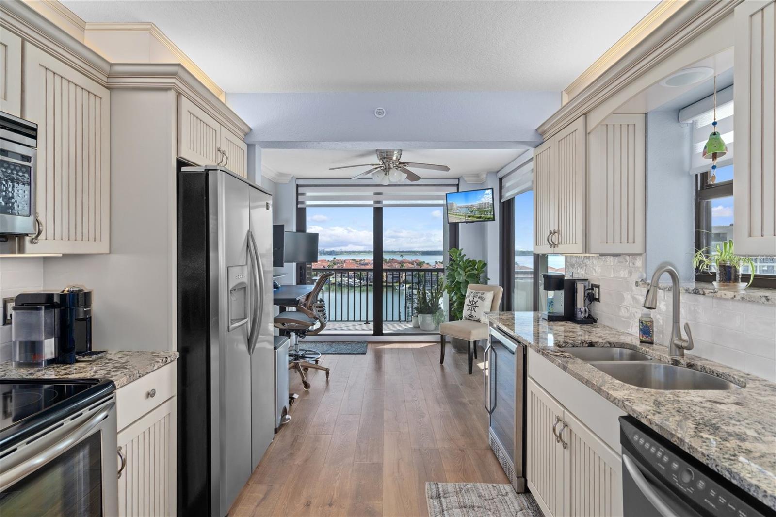 DANS ISLAND ON SAND KEY CONDO - Residential