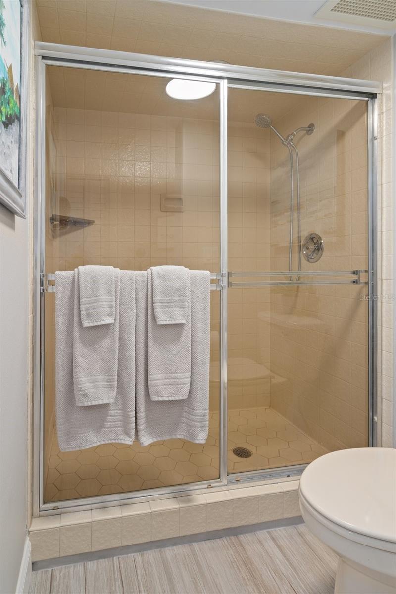 DANS ISLAND ON SAND KEY CONDO - Residential