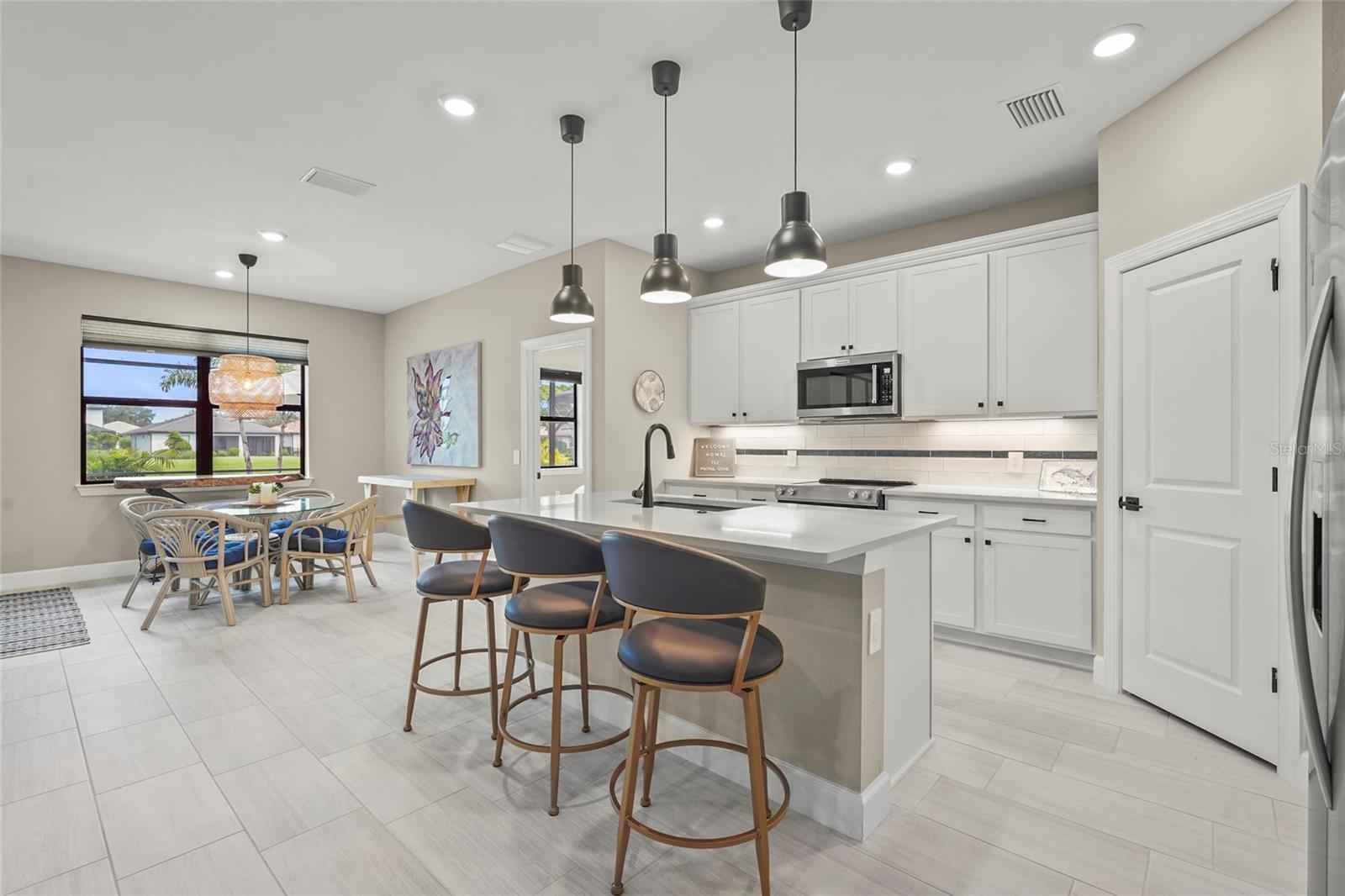 712 PINTAIL COVE