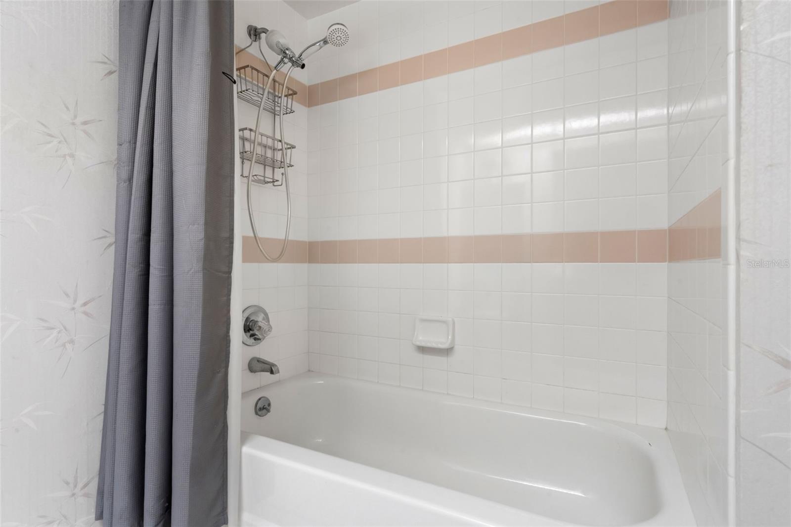 CRYSTALS LANDING - Residential