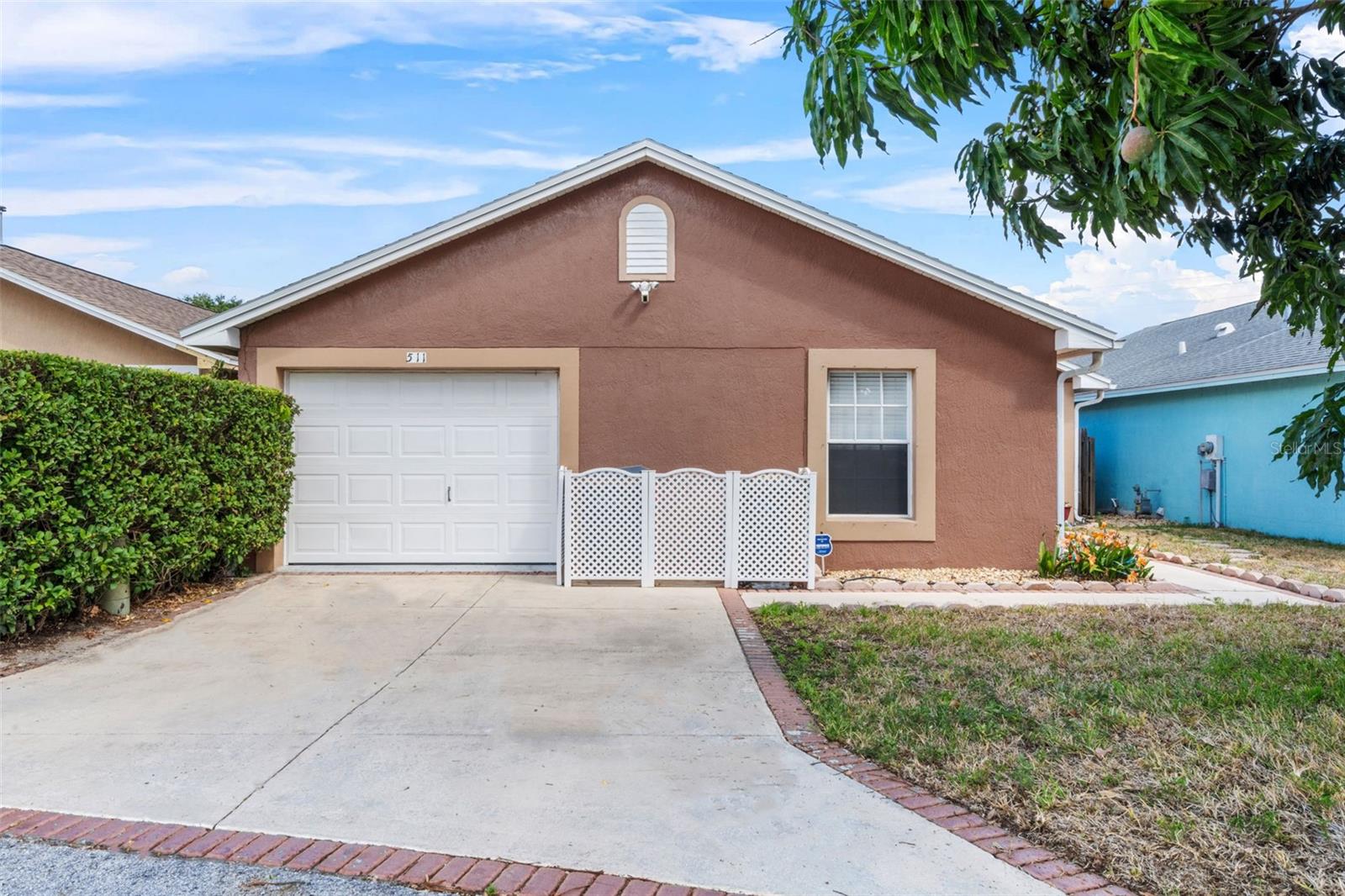 CRYSTALS LANDING - Residential