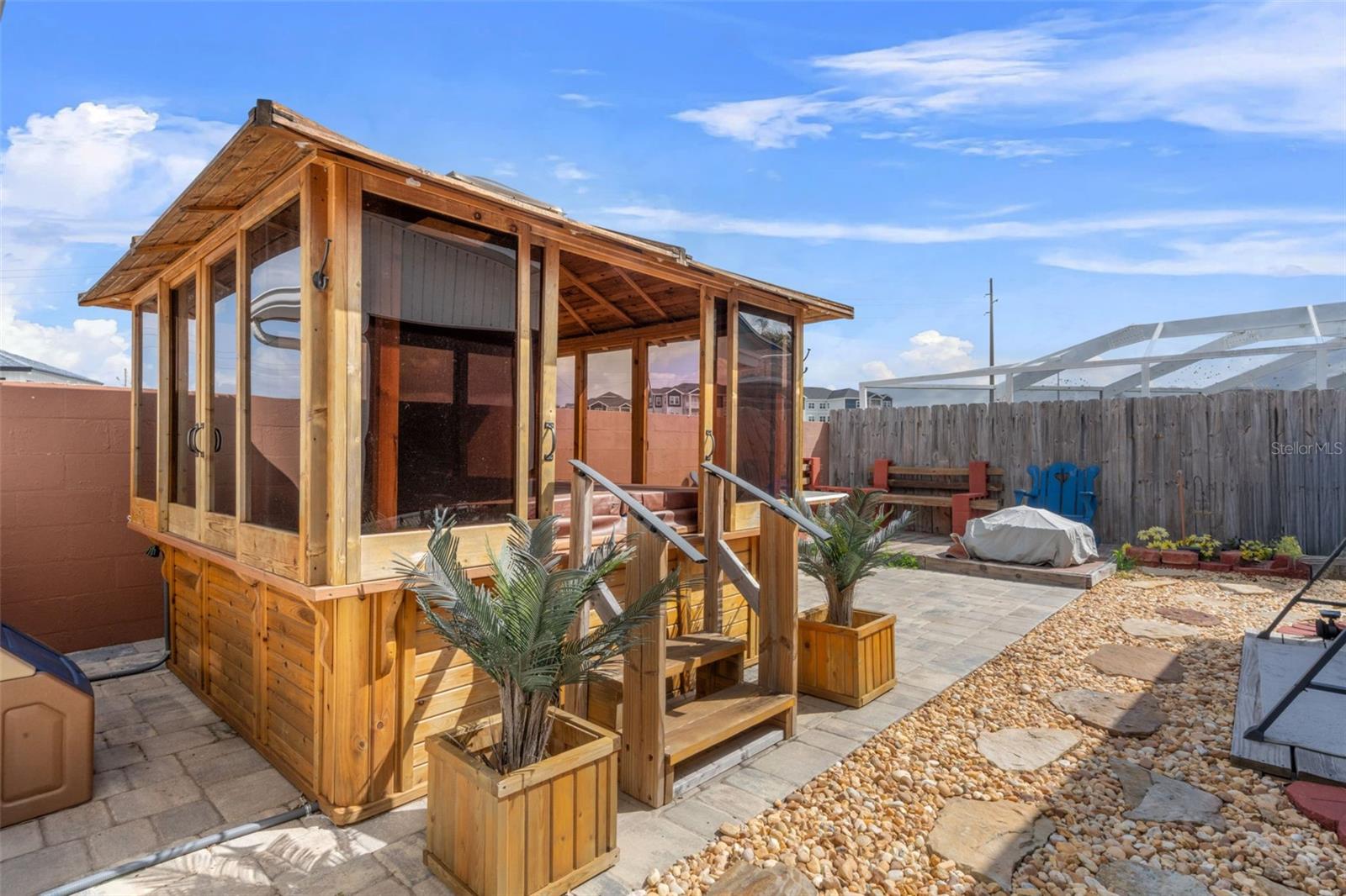 CRYSTALS LANDING - Residential