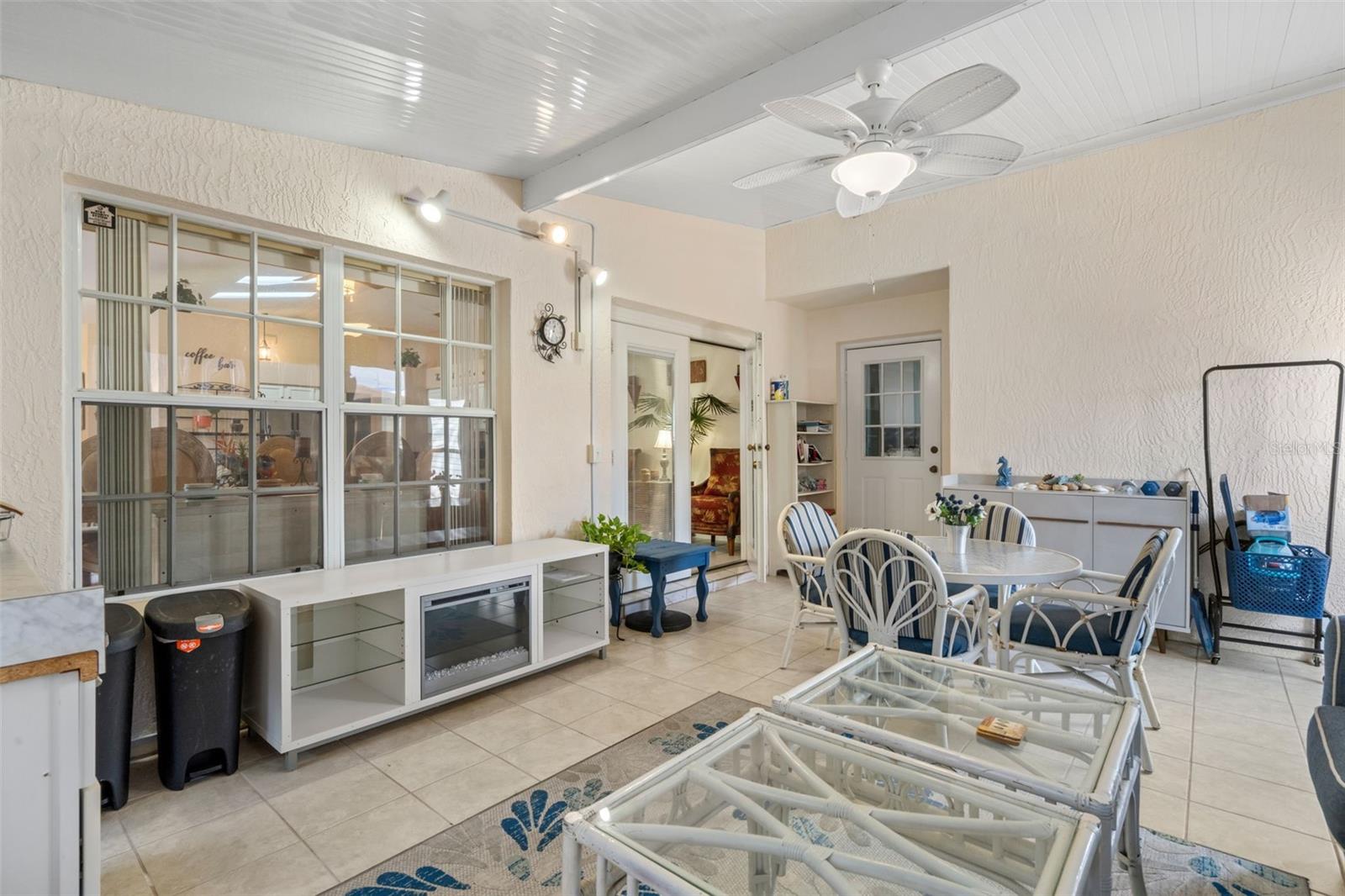 CRYSTALS LANDING - Residential