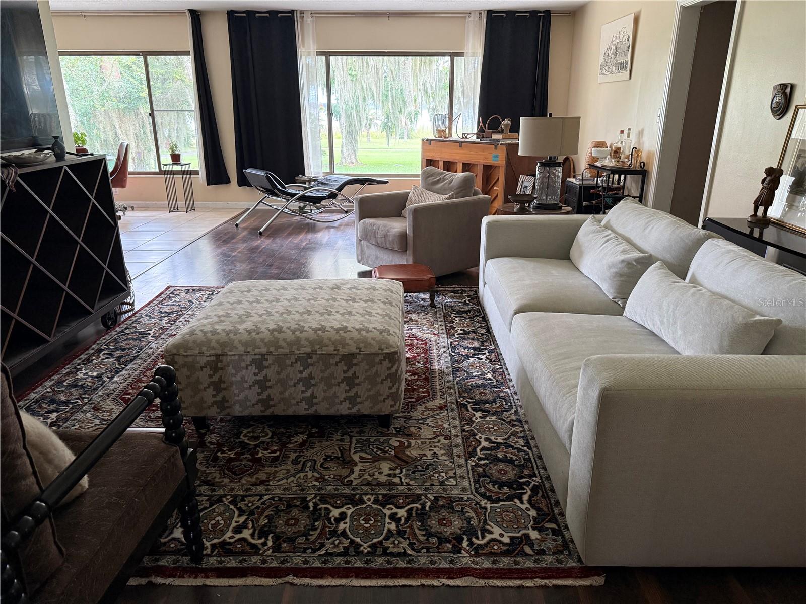 SILVER LAKE ESTATES - Residential