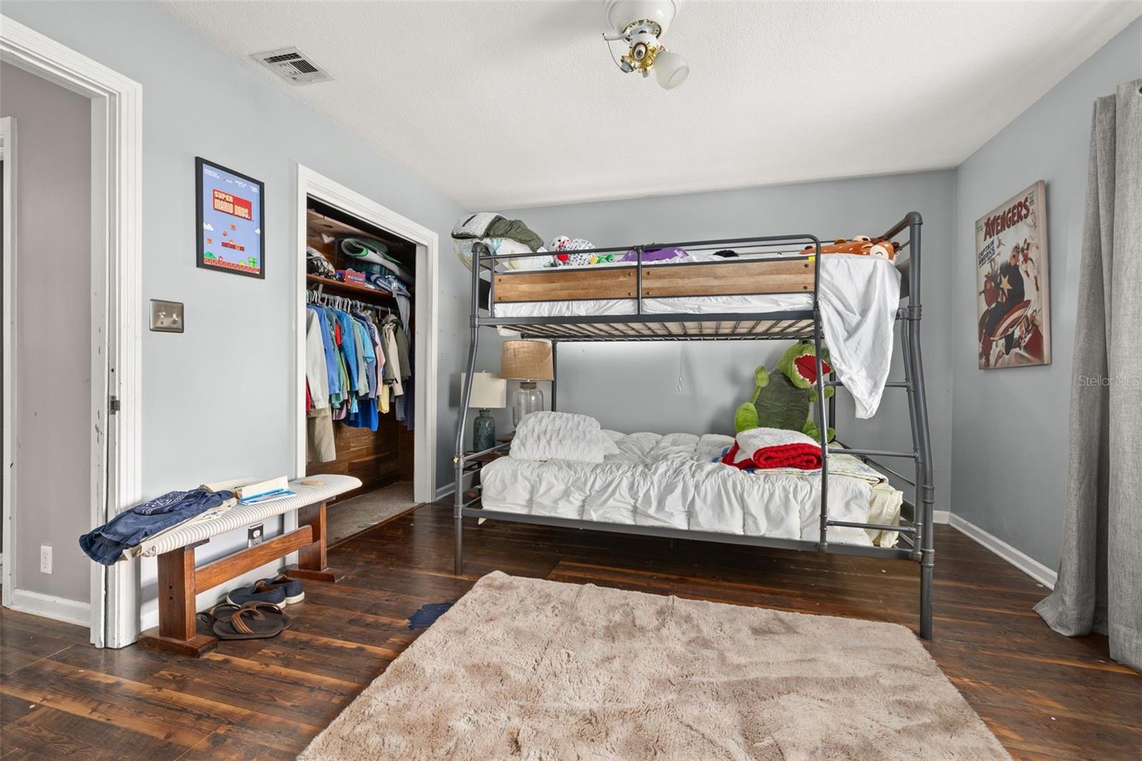 SILVER LAKE ESTATES - Residential