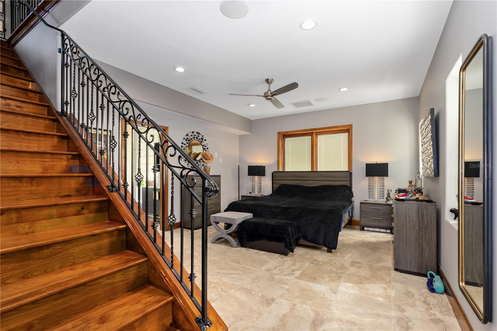 TOMOKA RIVERFRONT - Residential