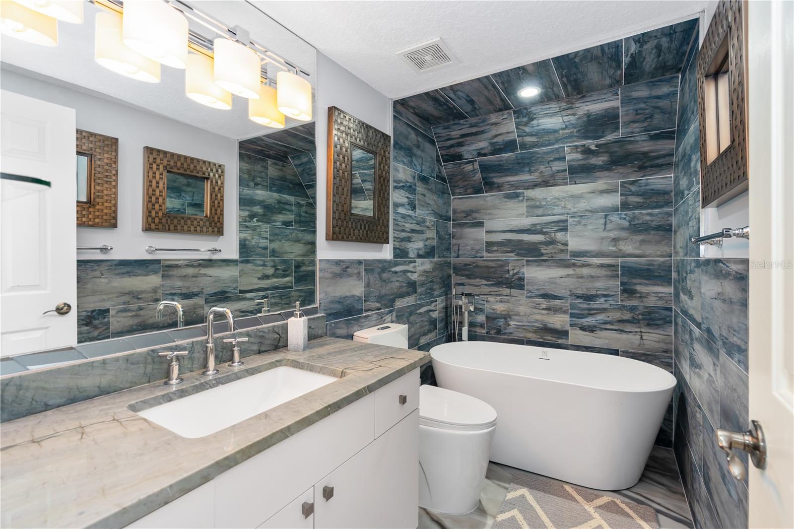 TOMOKA RIVERFRONT - Residential