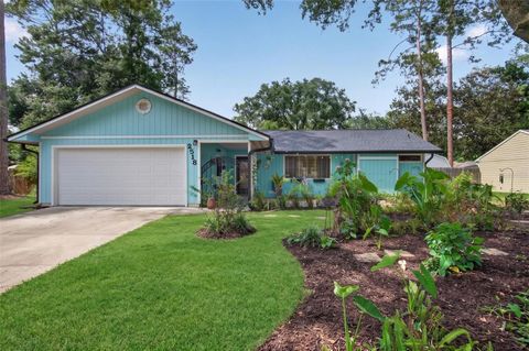Photo of 2518 NW 51st Place, Gainesville, FL 32605 (MLS # GC540575)