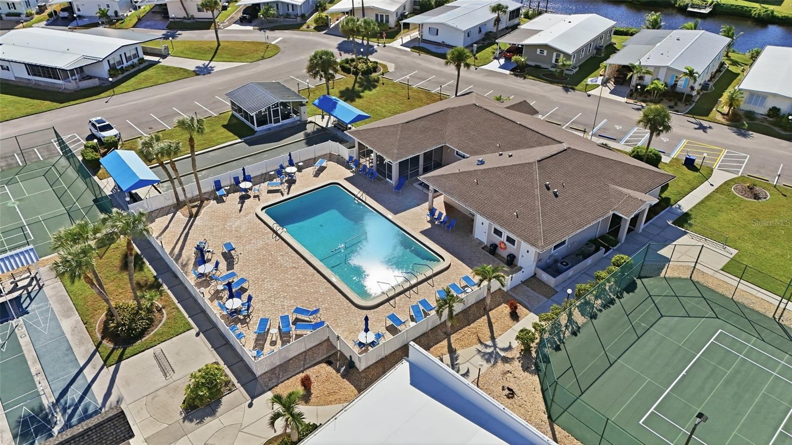 LAZY RIVER MHP - Residential