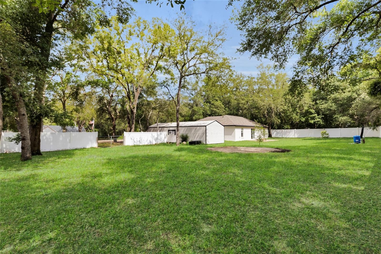 CARLTON VILLAGE - Residential
