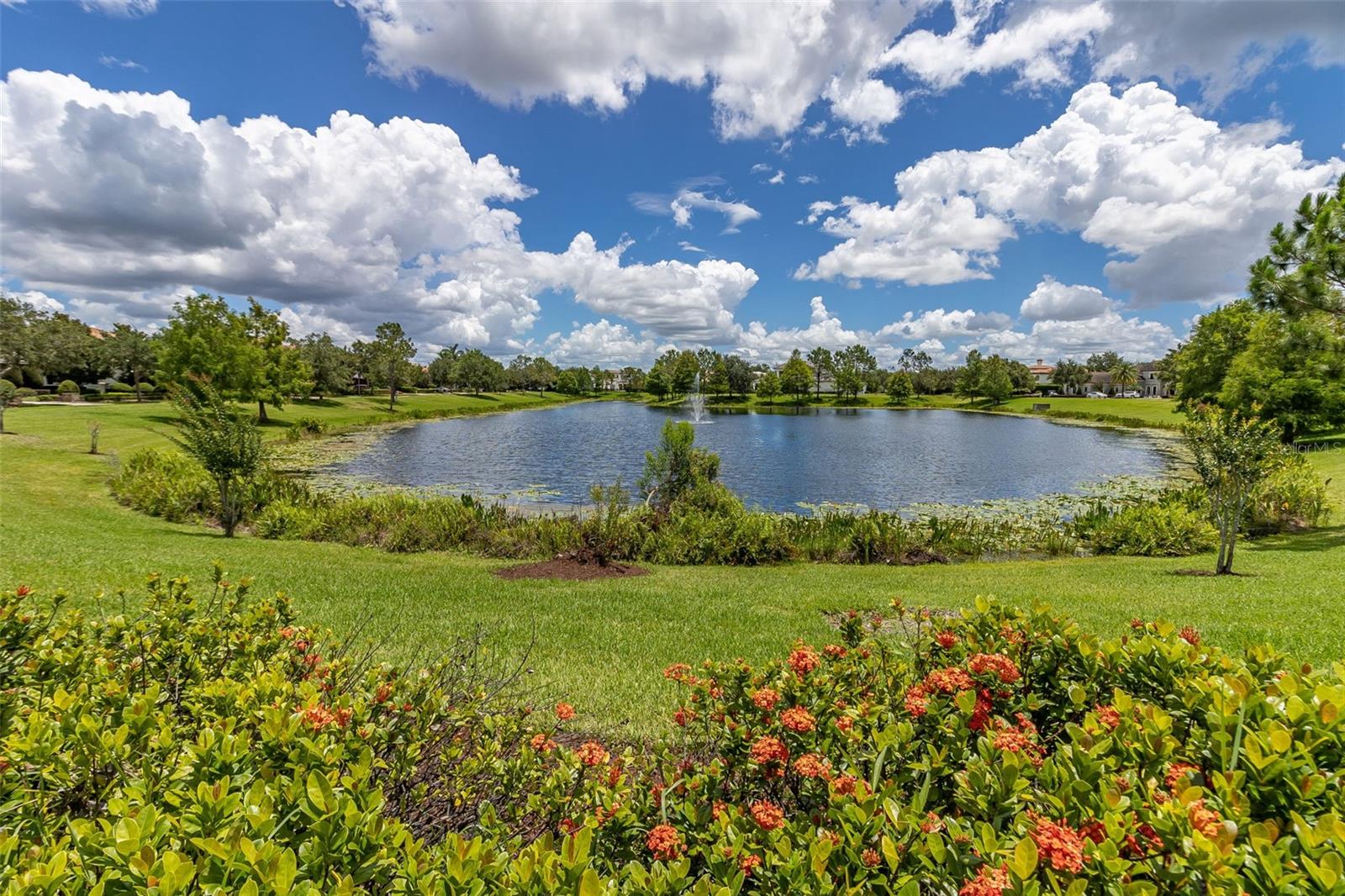 KEENES POINTE - Residential