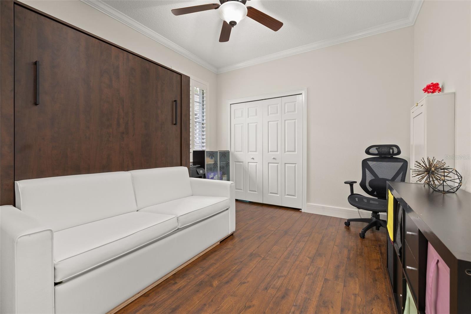 KEENES POINTE - Residential