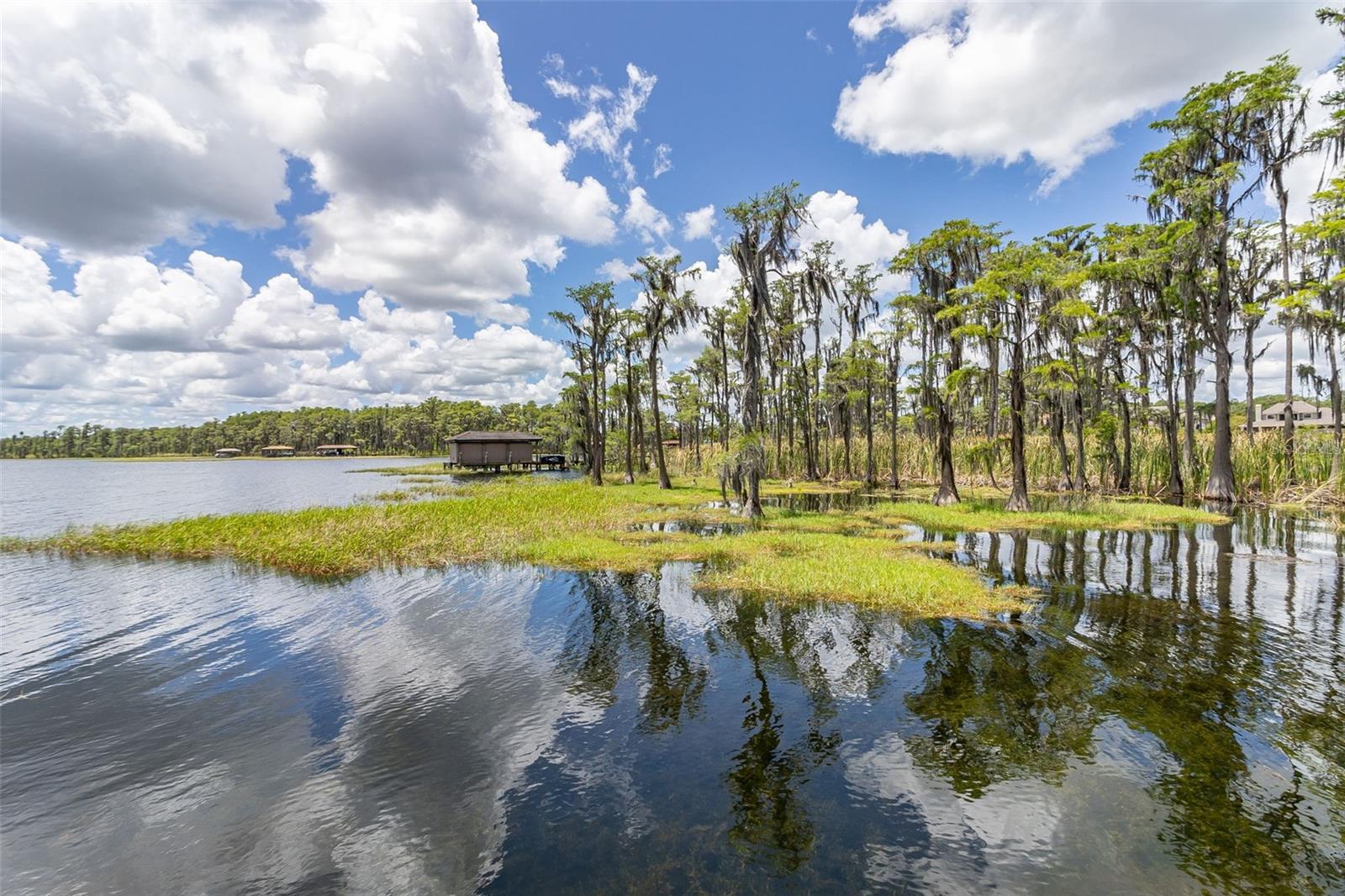 KEENES POINTE - Residential
