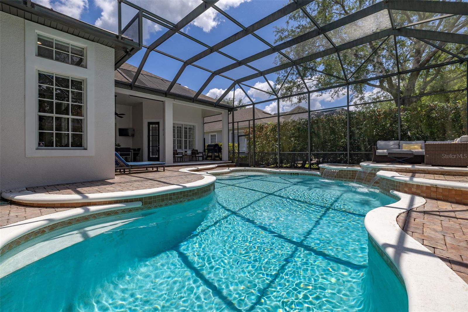 KEENES POINTE - Residential