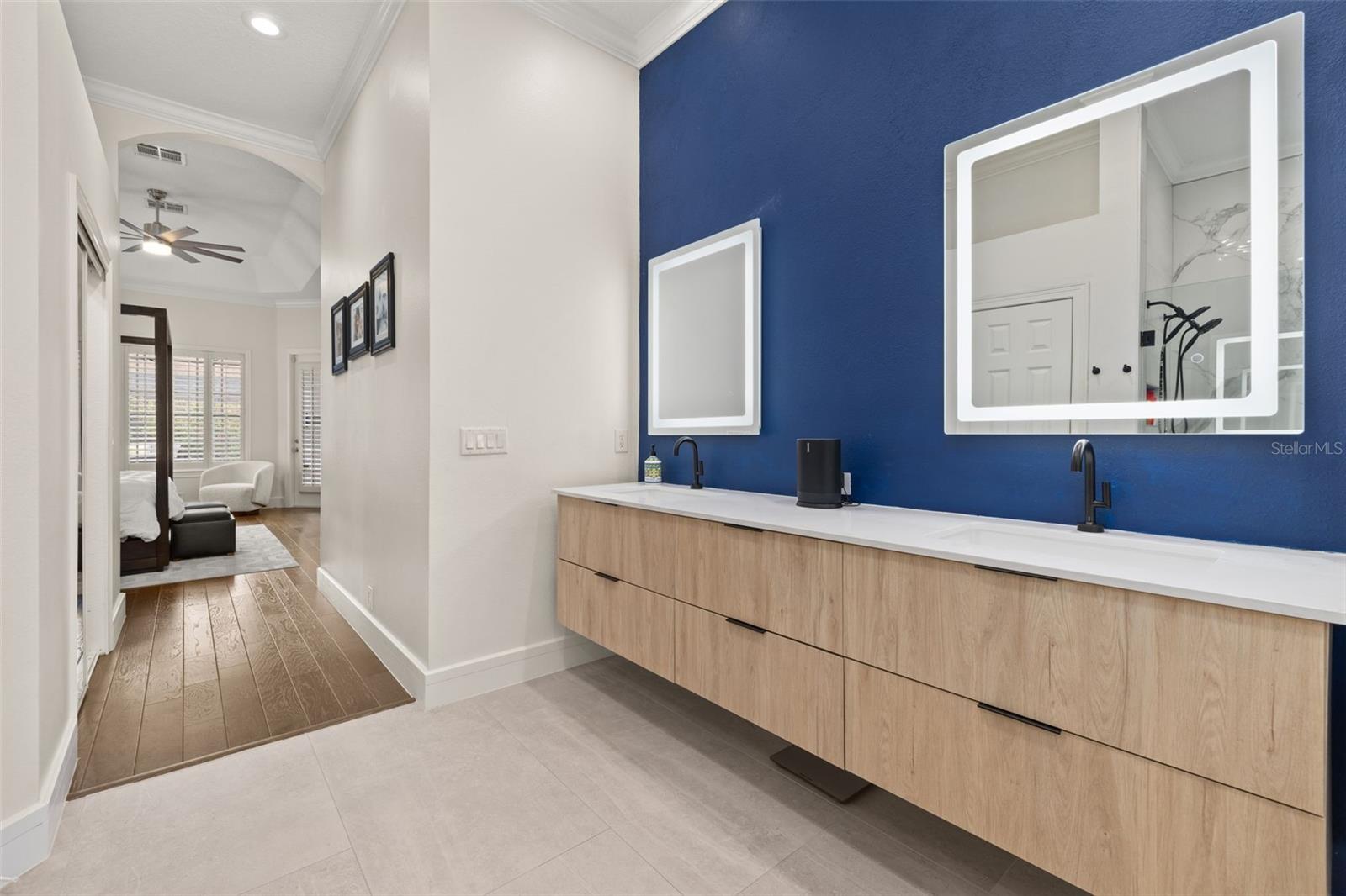 KEENES POINTE - Residential