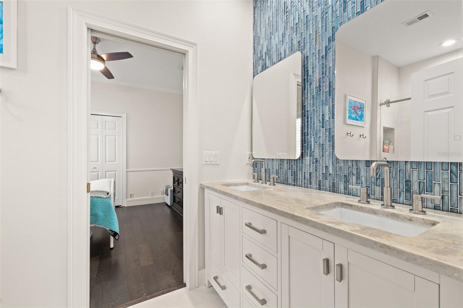 KEENES POINTE - Residential