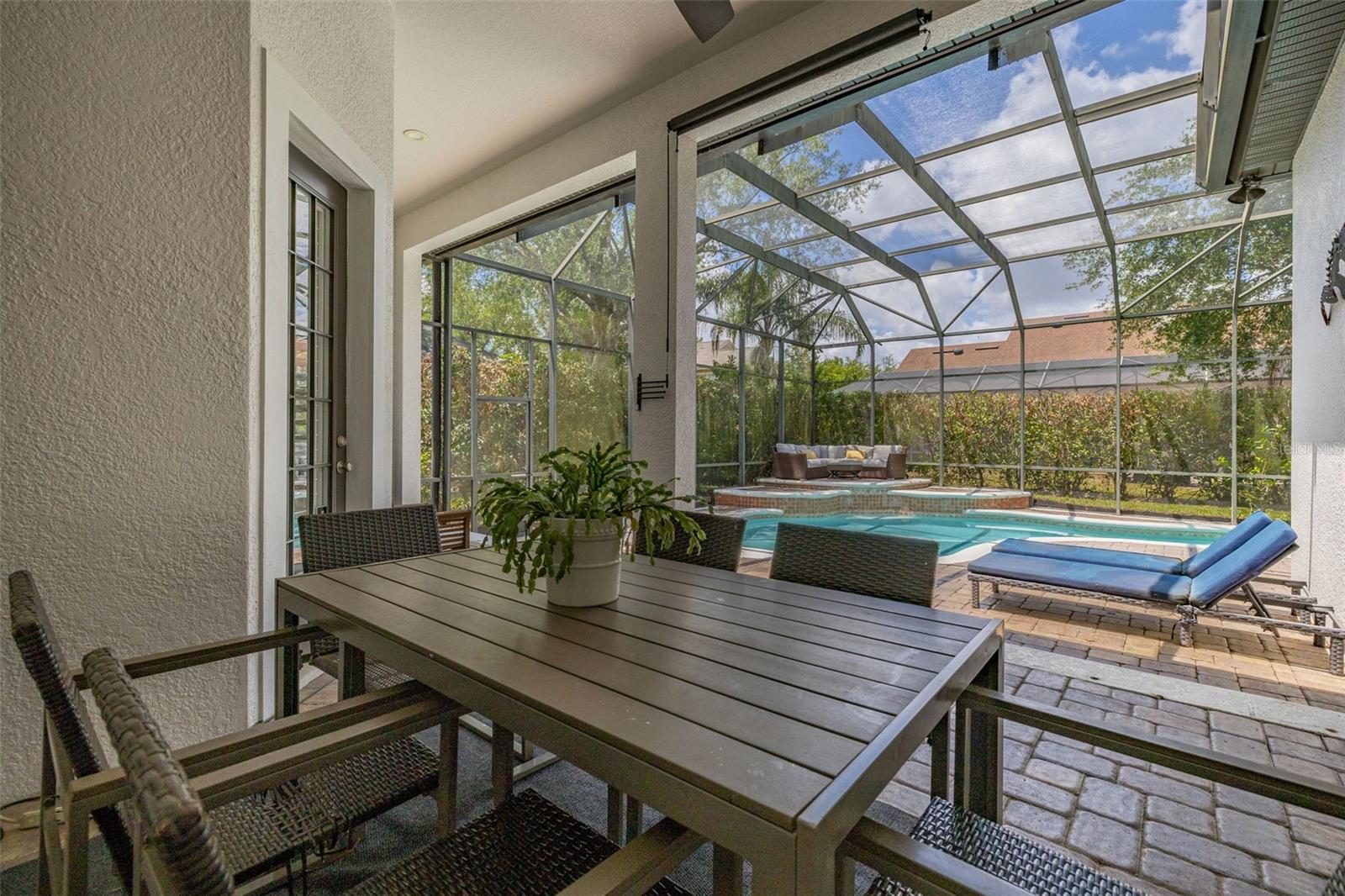 KEENES POINTE - Residential