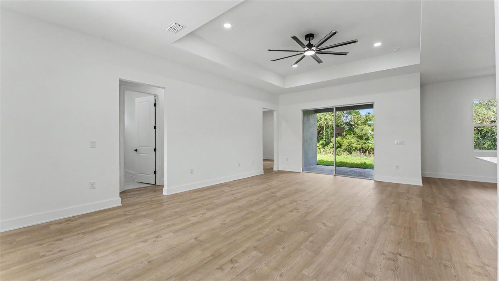 FLA DEV CO SUB - Residential