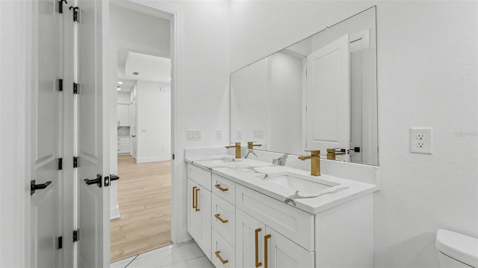 FLA DEV CO SUB - Residential