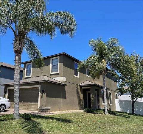 Photo of 11796 Crestridge Loop, New Port Richey, FL 34655 (MLS # W7874659)
