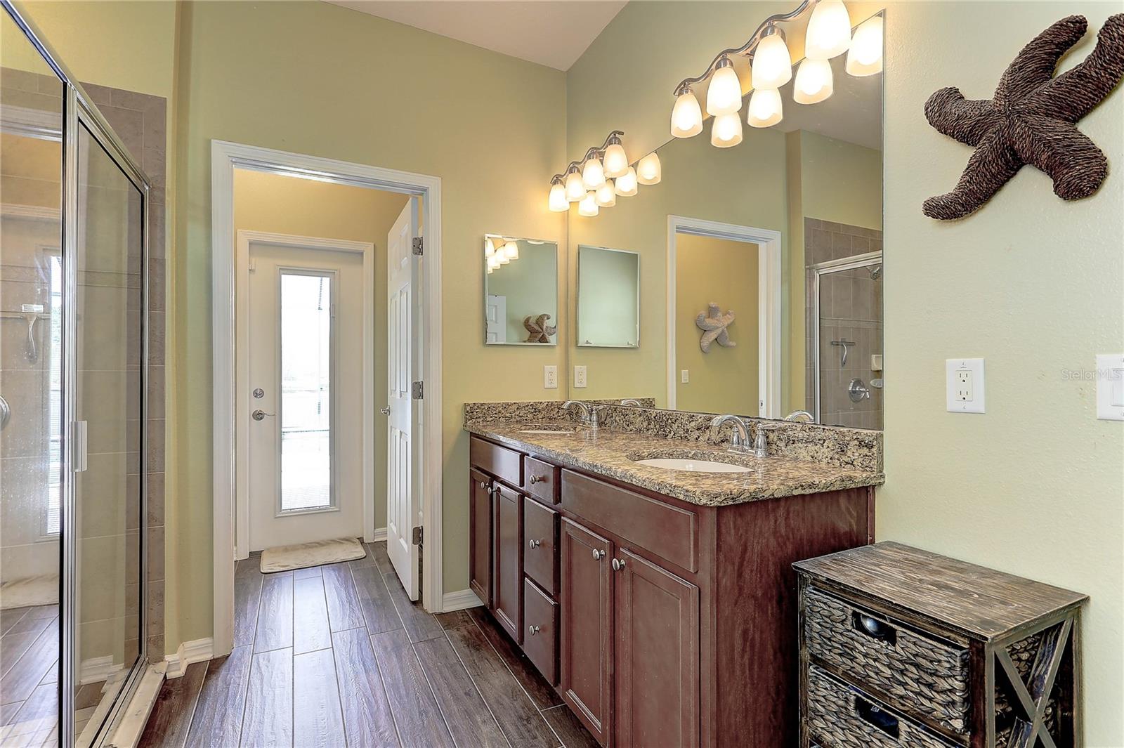 LAKESHORE RANCH PH I - Residential