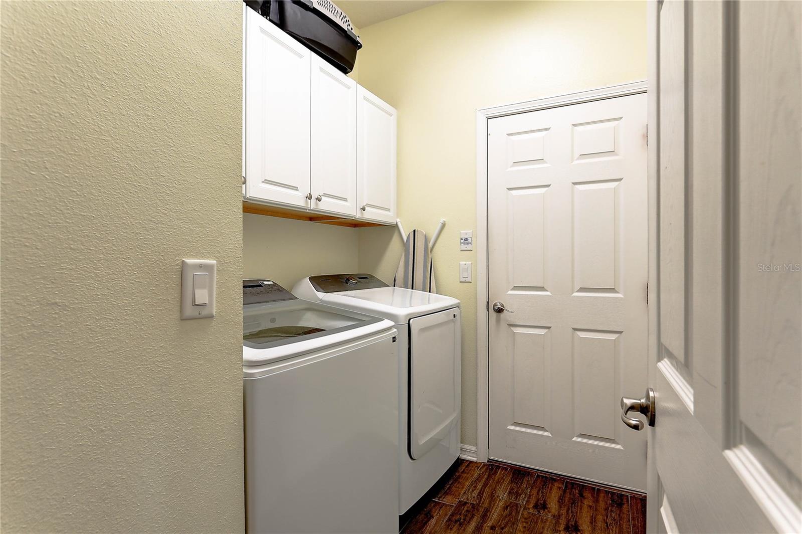 LAKESHORE RANCH PH I - Residential