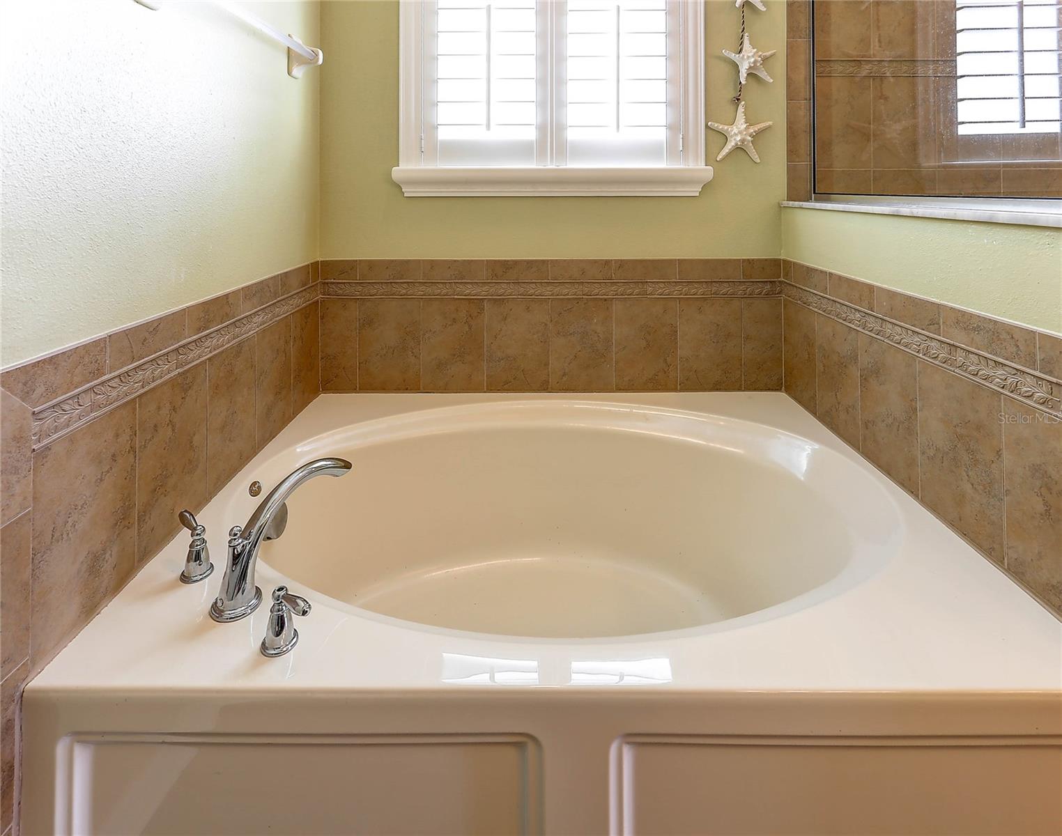 LAKESHORE RANCH PH I - Residential