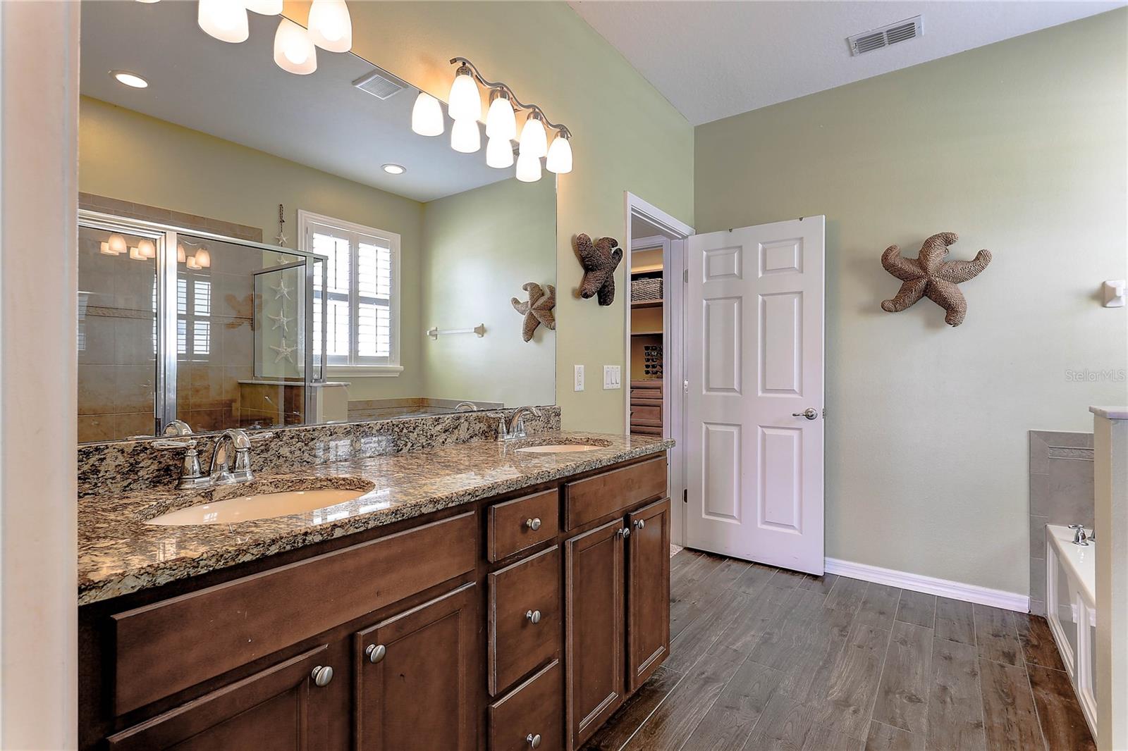 LAKESHORE RANCH PH I - Residential