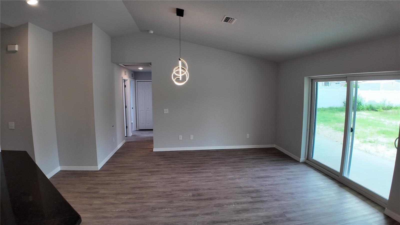 INVERNESS VILLAGE UN 4 - Residential Lease