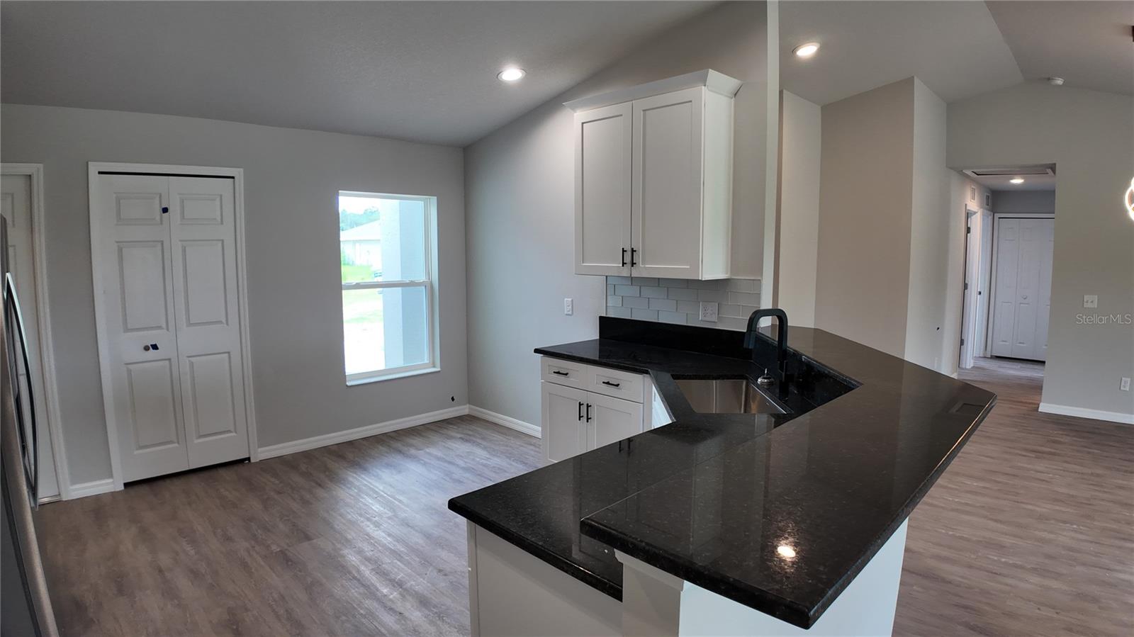 INVERNESS VILLAGE UN 4 - Residential Lease