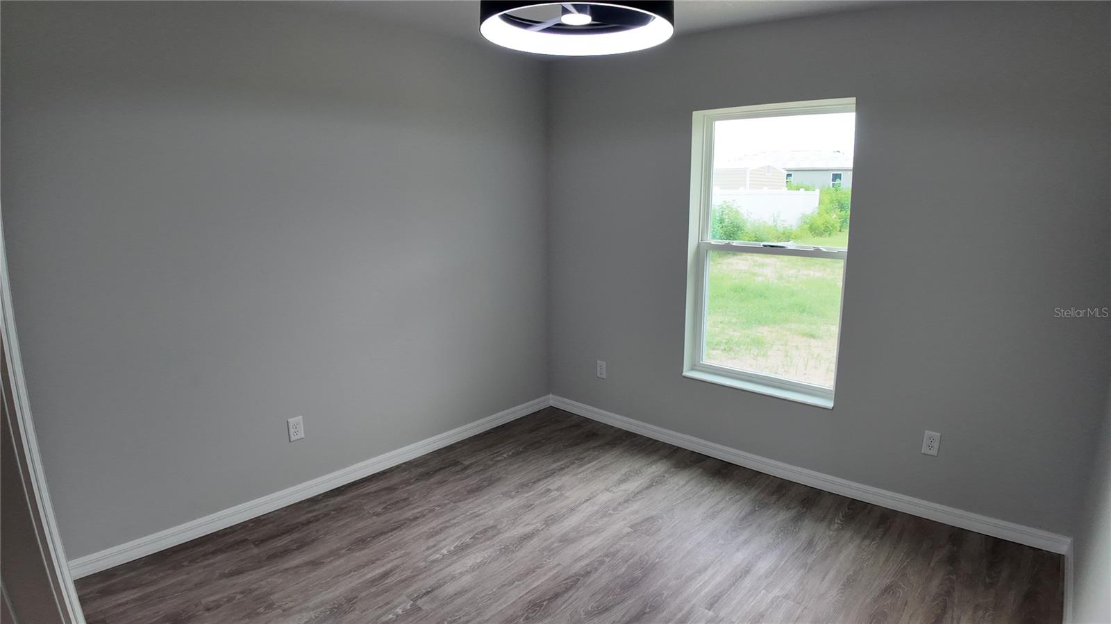 INVERNESS VILLAGE UN 4 - Residential Lease