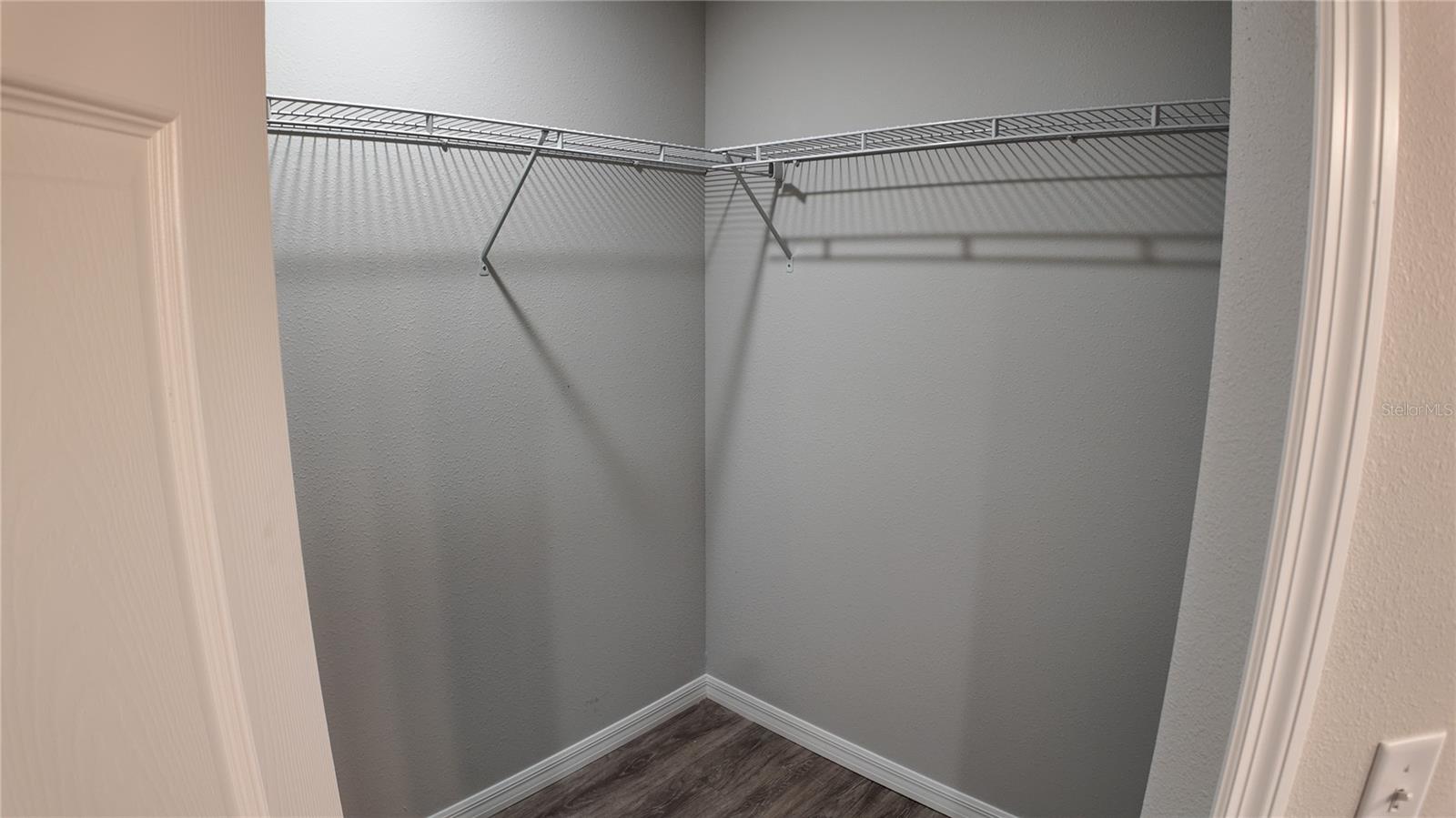 INVERNESS VILLAGE UN 4 - Residential Lease