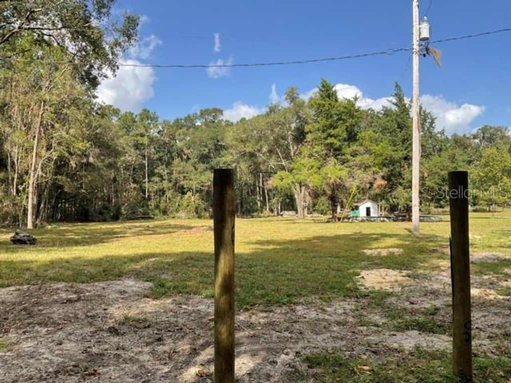 Photo of 5542 SW 57th Avenue, Gainesville, FL 32608 (MLS # GC536750)