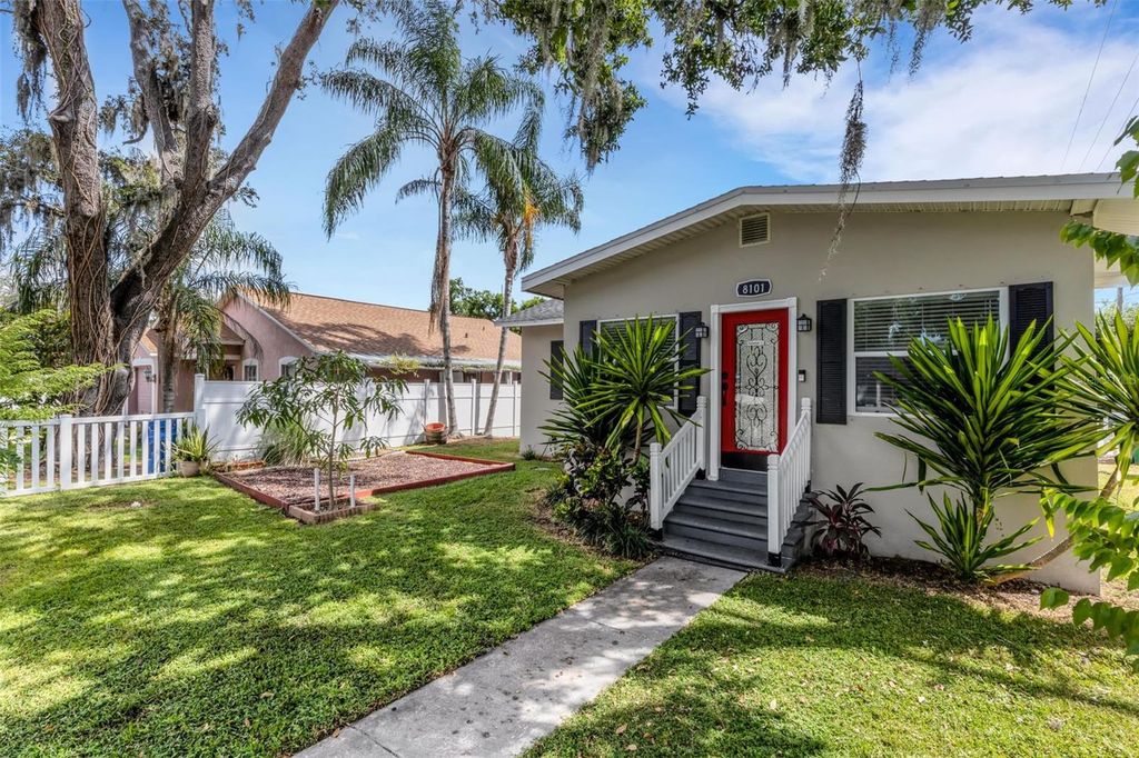 Photo of 8101 N Edison Avenue, Tampa, FL 33604 (MLS # TB8431343)