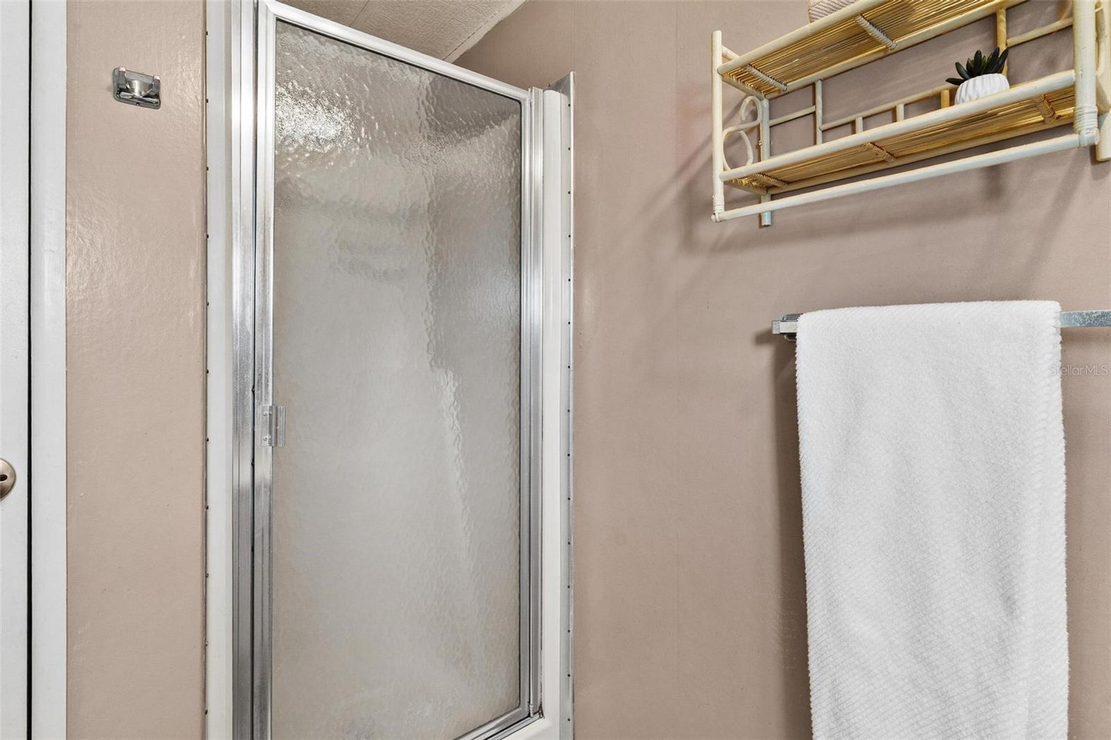 OAK GROVE MOBILE HOME - Residential