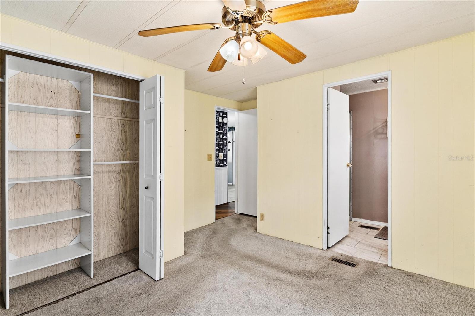 OAK GROVE MOBILE HOME - Residential