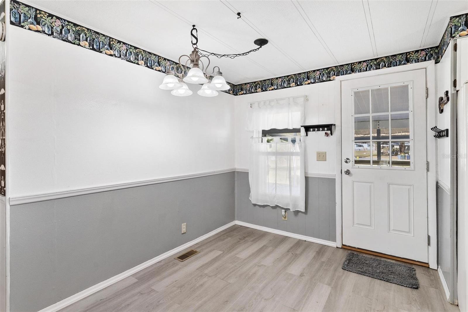 OAK GROVE MOBILE HOME - Residential