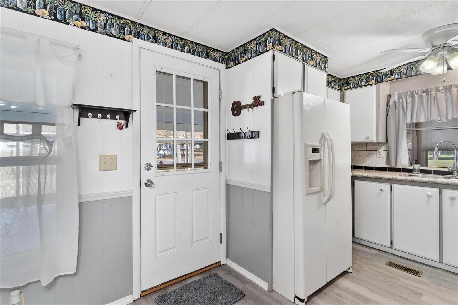 OAK GROVE MOBILE HOME - Residential